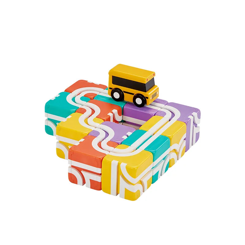 【Taiwan Qbi探索系列】1歲|快樂上學去:方塊堆疊組 13pcs (線上題卡版)Happy School Bus Stack and Stay Creative Blocks (Online Challenge Games)
