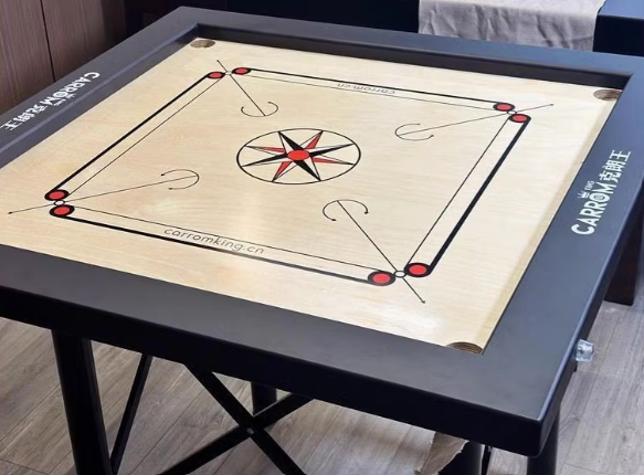 Competition Chess CARROM Set with Foldable Table Legs Battle Game 90*90 CM +19 Chess