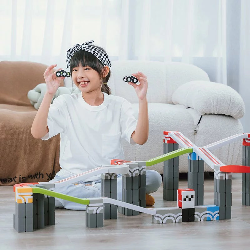 [Taiwan Qbi Exploration Series] 6 years old | Super Rally Relay Collaborate to Win (Online Challenge Card) 84pcs Super Rally Relay Collaborate to Win (Online Challenge Card)